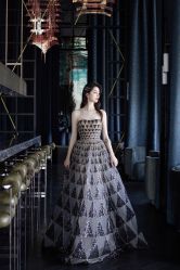 -MANLI BRIDAL婚纱