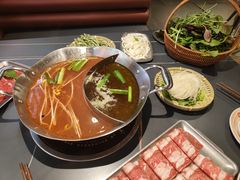 -由衷贵州酸汤牛肉火锅(新桥店)