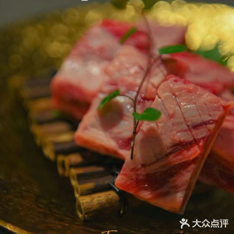 成都探店｜首家蟹肉料理X日式烧肉餐厅