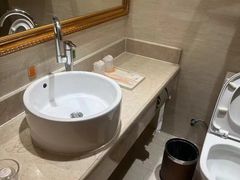 -兰欧酒店(东门罗湖口岸店)