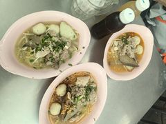 -榮泰米粉湯(Left Shop)