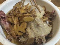 -忠记姜母鸭