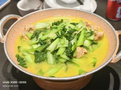 青菜烧油渣-明丰小渔馆(明月路店)