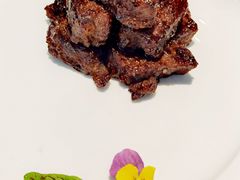 沪市牛肉粒-屋里厢上海菜馆