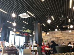 大堂-汽车博物馆主题餐厅