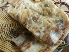 甩饼-蜀留香火锅(白堤路店)