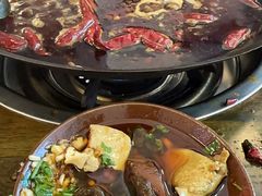 -黄潇洒老火锅(九眼桥宏济巷店)