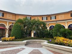 -佛罗伦萨小镇广佛名品奥特莱斯(疏港路店)