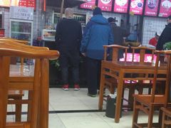 大堂-陈寔包子王·卤煮小肠·京味小吃(龙潭店)