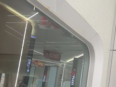 -极光口腔·矫正种植修复(锦江店)
