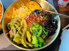 老妈拌饭-聚合鑫东北熏酱熟食麻辣面(长阳店)