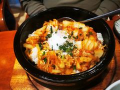 猪肉辣白菜石锅饭-牛玄庵日式寿喜烧·料理店(新源里店)