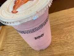 草莓樱花酸奶昔-ZOO COFFEE动物园咖啡(望京锐创店)