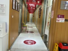 -雅悦齿科(顾村公园店)