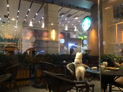 露天位-星巴克臻选(珠海富华里店)