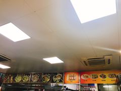 -华威达牛庄(黄埔大道西店)