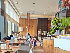 -松咖啡自助餐厅·松北香格里拉