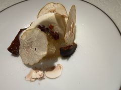 焦糖生梨牛肝菌香草冰淇淋-Le Comptoir de Pierre Gagnaire