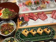 -肉魁屋·烧肉·烧鸟·酒场(高新店)