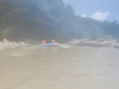 -雅鲁激流探险漂流