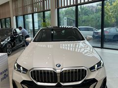 -上德宝骏宝马5S店