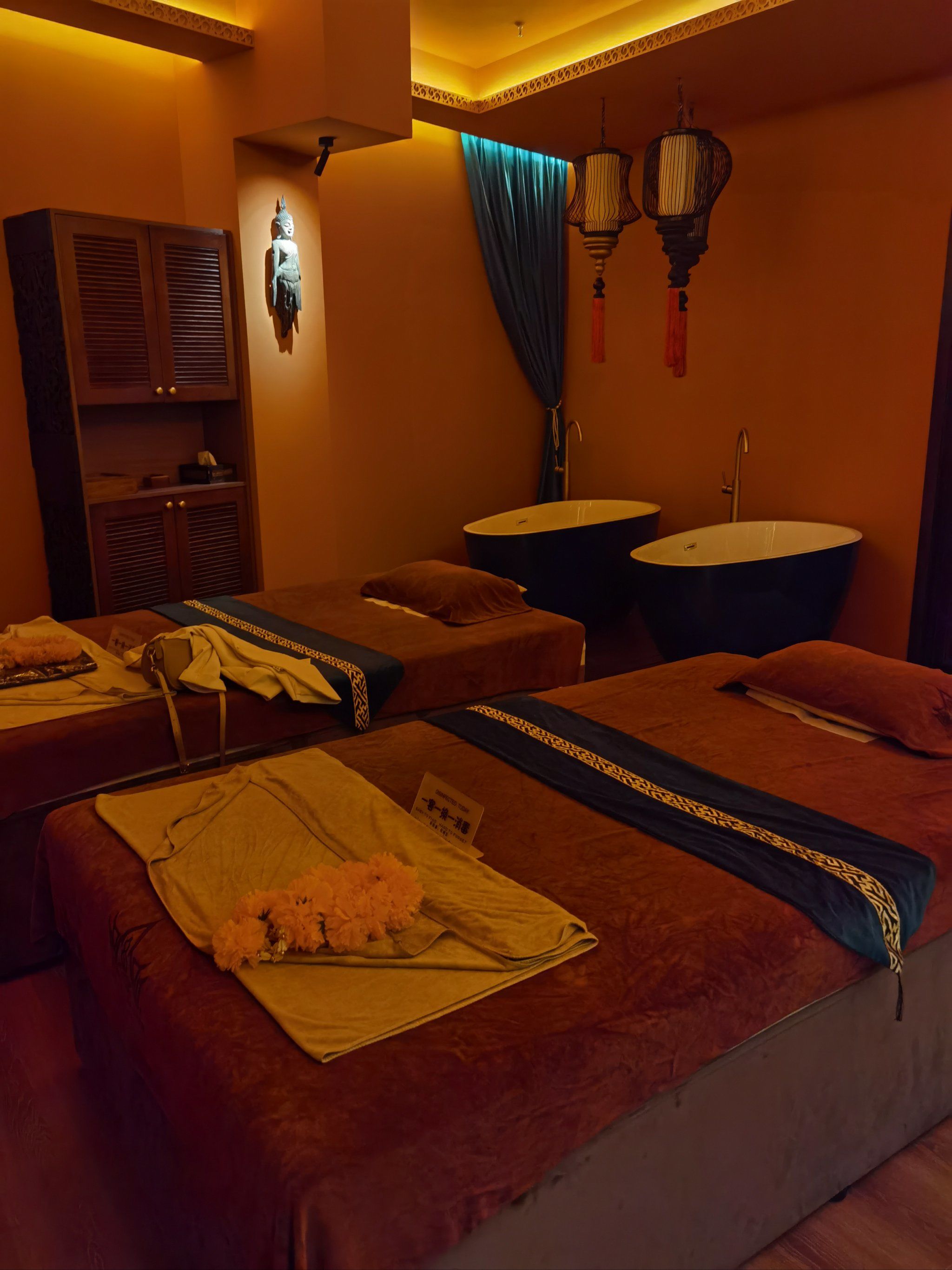 在重庆体验到了正宗的泰式按摩