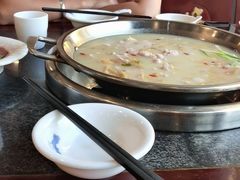 -老来福·非遗酸汤兔(凯旋路店)