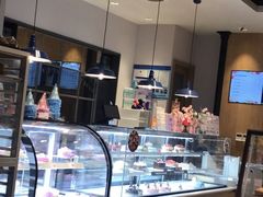 -巴黎贝甜(大宁国际商业广场店)