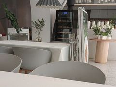 -春树下·树屋花房西餐厅(罍街AS1980店)