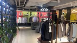 -BRANS PORO布朗斯伯勒西装高级定制·瑞璞西装(金陵店)