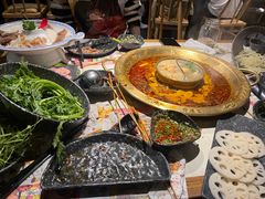 -哥老官重庆美蛙鱼头(西湖银泰十一哥店)