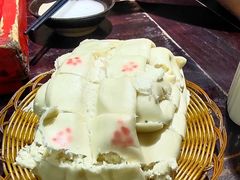 -蓝田九大碗民俗食府(蓝田店)
