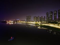 -南京眼步行桥