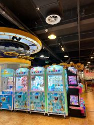 -卡通尼乐园(五彩世界店)