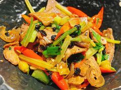 -泉味道贵州厨房(三里河店)