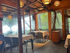 -美人鱼悬崖海景餐厅(鹿嘴山庄店)
