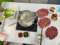 -黑山牛肉汤火锅(花城汇店)