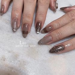 -摩睫+皮肤管理·科学美容中心