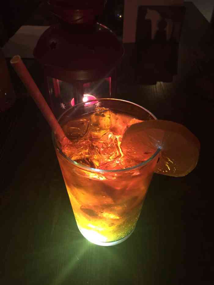 酌tipsy-"老板很nice,整体风格非常好,跟大家聊."-大众点评移动版