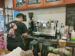 -HUG COFFEE(鼓楼店)