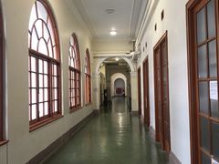 -香港大学