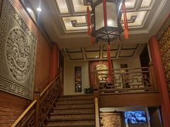 -梅龙镇酒家(南京西路总店)