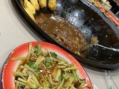 -边江铁锅炖鱼(振八街店)