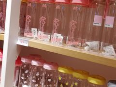 -名创优品(山东青岛市新业广场店)