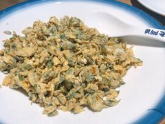 槐树花炒土鸡蛋-老阿爸鲜鱼土菜(昆山花桥店)
