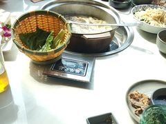 -喃喃椰·糟粕醋·椰子鸡火锅(七堡花园店)