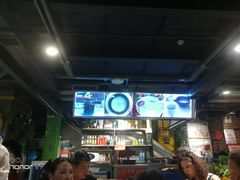 -钢管厂五区小郡肝串串香(奥克斯广场锦城万达店)
