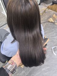 -藤野造型烫染·漂发