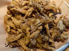 -关东小磨东北菜(上海长风大悦城店)