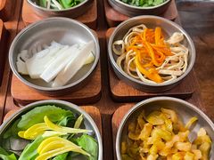 -银米·云南传统过桥米线(双廊黑金冠店)